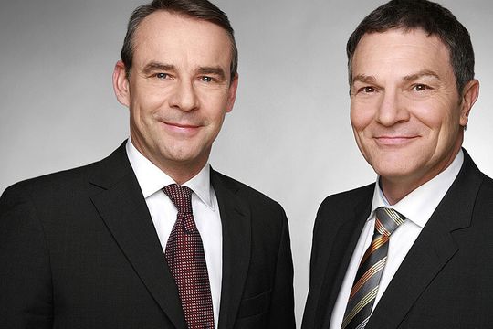 Geschäftsführer Nils Blunck (li.) und Vertriebsleiter Dietmar Neubauer sind die Macher der neuen Veedol Deutschland GmbH.