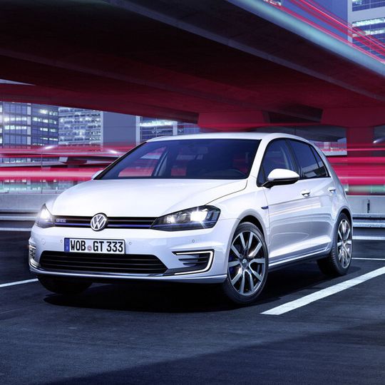 Der Golf GTE feiert seine Premiere in Genf. Der Golf GTE feiert seine Premiere in Genf.