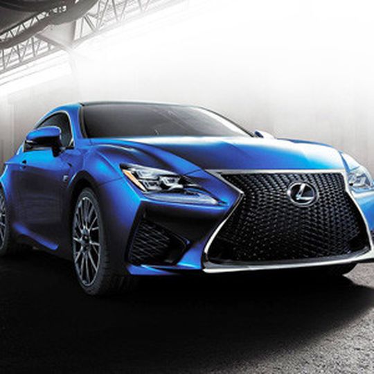 Japanische Krönung: Mit dem RC F zeigt Lexus auf dem Genfer Autosalon die Sportversion des neuen RC Coupés. Japanische Krönung: Mit dem RC F zeigt Lexus auf dem Genfer Autosalon die Sportversion des neuen RC Coupés.