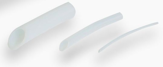 Für den Einsatz in der Lebensmittelindustrie ist PTFE ist physiologisch unbedenklich im Dauertemperatureinsatz bis +260 °C. Für den Einsatz in der Lebensmittelindustrie ist PTFE ist physiologisch unbedenklich im Dauertemperatureinsatz bis +260 °C.