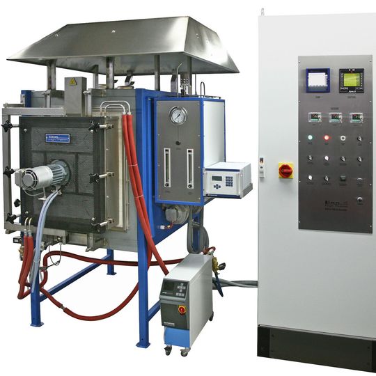Protective gas chamber furnaces for heat treatment Protective gas chamber furnaces for heat treatment