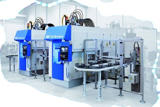 Durch die Vielzahl von standardisierten Funktionsbausteinen lassen sich modular aufgebaute Werkzeugmaschinen optimal und kostengünstig zu Fertigungssystemen konfigurieren. Bild: Emag Durch die Vielzahl von standardisierten Funktionsbausteinen lassen sich modular aufgebaute Werkzeugmaschinen optimal und kostengünstig zu Fertigungssystemen konfigurieren. Bild: Emag