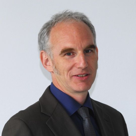 Dr. C. Thomas Simmons, Geschäftsführer AMA Verband für Sensorik und Messtechnik e.V., sagte auf dem AMA Fachpressetag in Nürnberg: "Momentan sieht es für 2014 ganz gut aus." Dr. C. Thomas Simmons, Geschäftsführer AMA Verband für Sensorik und Messtechnik e.V., sagte auf dem AMA Fachpressetag in Nürnberg: "Momentan sieht es für 2014 ganz gut aus."