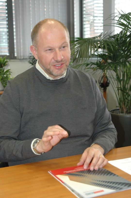 "Die kleinen und mittleren Betriebe leisten hervorragende Arbeit und bestechen durch Innovation, Qualität und Service." "Die kleinen und mittleren Betriebe leisten hervorragende Arbeit und bestechen durch Innovation, Qualität und Service."