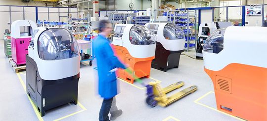 Die Tornos Gruppe musste 2013 einen grossen Verlsut verbuchen. Der Grund liegt in Sonderaufwendungen für den Konzernumbau. Für 2014 peilt das Unternehmen ein ausgeglichenes Ergebnis an. Die Tornos Gruppe musste 2013 einen grossen Verlsut verbuchen. Der Grund liegt in Sonderaufwendungen für den Konzernumbau. Für 2014 peilt das Unternehmen ein ausgeglichenes Ergebnis an.