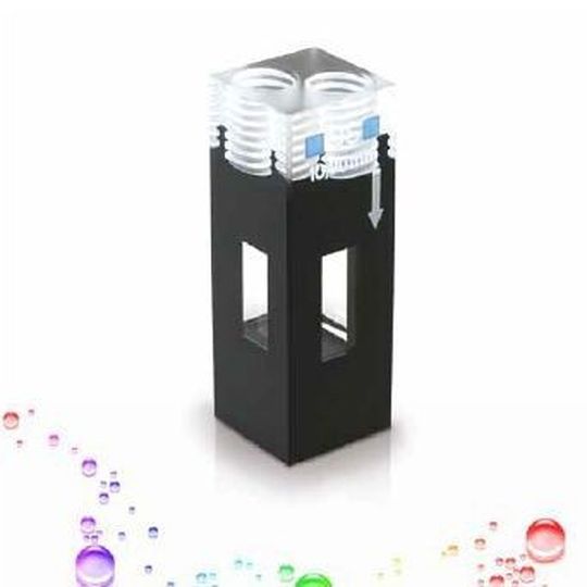 Die neue „3 in 1“-Ganzquarz-Durchfluss-Küvetten-Serie mit neu entwickeltem Glasgewinde Die neue „3 in 1“-Ganzquarz-Durchfluss-Küvetten-Serie mit neu entwickeltem Glasgewinde