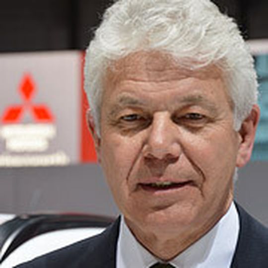 Der neue Geschäftsführer Werner H. Frey will Mitsubishi in Deutschland die Wende bringen und in diesem Jahr wieder mehr Fahrzeuge verkaufen. Der neue Geschäftsführer Werner H. Frey will Mitsubishi in Deutschland die Wende bringen und in diesem Jahr wieder mehr Fahrzeuge verkaufen.