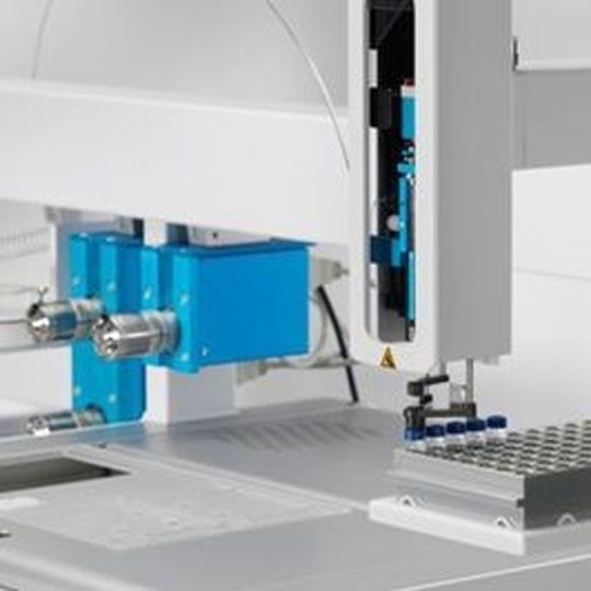 Axel Semrau stellt ein neues LC-GC-Verfahren für die Analytik von Sterinen im Rahmen der Lebensmittelkontrolle vor. Axel Semrau stellt ein neues LC-GC-Verfahren für die Analytik von Sterinen im Rahmen der Lebensmittelkontrolle vor.