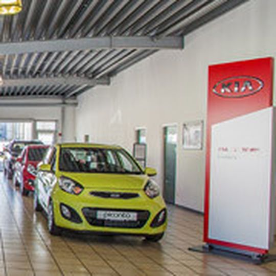 Der neue Kia-Showroom bei Enders Automobile in Fulda ist 250 Quadratmeter groß.