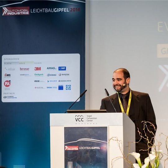 Eleftherios Mattheakis, Lead Design Release Engineer, Adam Opel AG, auf dem Leichtbau-Gipfel 2014 in Würzburg. Eleftherios Mattheakis, Lead Design Release Engineer, Adam Opel AG, auf dem Leichtbau-Gipfel 2014 in Würzburg.