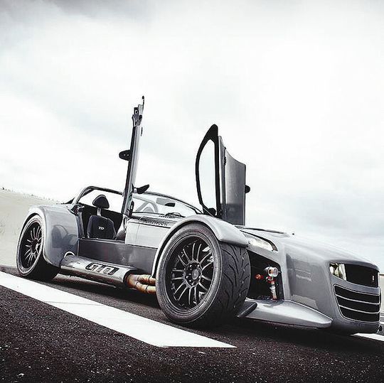 Der Star des Messeauftritts: der mit Solidworks konstruierte Sportwagen D8 GTO des niederländischen Kunden Donkervoort.