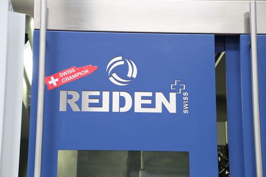 Hausausstellung bei Reiden Technik: Die Reiden-Maschinen sind schon zwei Monate vor der Weltmeisterschaft Swiss-Champion. Hausausstellung bei Reiden Technik: Die Reiden-Maschinen sind schon zwei Monate vor der Weltmeisterschaft Swiss-Champion.