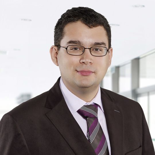Volker Presser forscht an der Saar-Uni und am INM – Leibniz-Institut für Neue Materialien an hocheffizienten und umweltfreundlichen Entsalzungsmethoden sowie an neuen Energiespeichermaterialien. Volker Presser forscht an der Saar-Uni und am INM – Leibniz-Institut für Neue Materialien an hocheffizienten und umweltfreundlichen Entsalzungsmethoden sowie an neuen Energiespeichermaterialien.