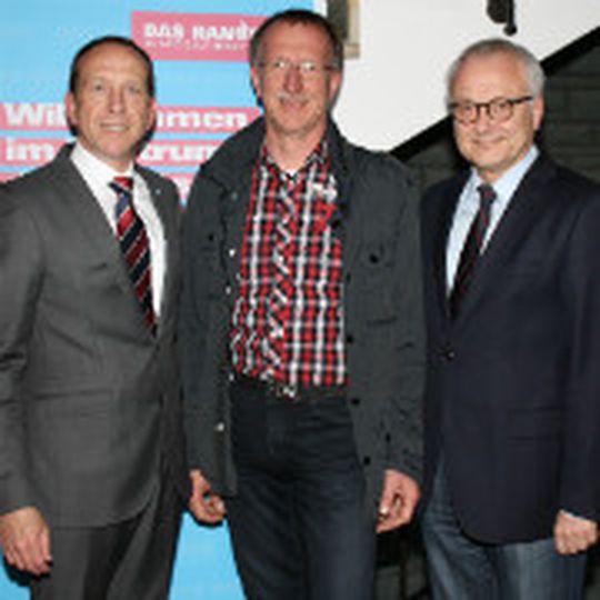 Führungsteam der Kfz-Innung Iserlohn: (v.li.) Vorsitzender Christian Will, Stellvertreter Ralf Aller und Geschäftsführer Andreas Fabri.