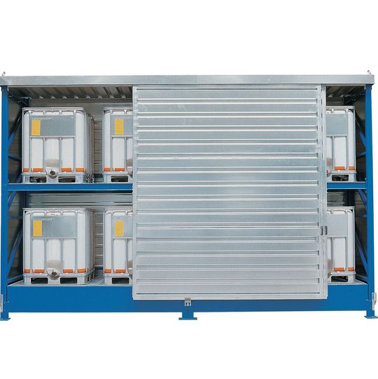 Mit den Basic-Stores von Denios lassen sich Gefahrstoffe kostengünstig und sicher lagern. Mit den Basic-Stores von Denios lassen sich Gefahrstoffe kostengünstig und sicher lagern.