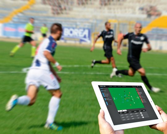 Spielanalyse und Live-Statisitk auf dem Tablet: Das Lokalisierungssystem «Kinexon One» basiert auf Weltraumtechnik der Esa. Spielanalyse und Live-Statisitk auf dem Tablet: Das Lokalisierungssystem «Kinexon One» basiert auf Weltraumtechnik der Esa.
