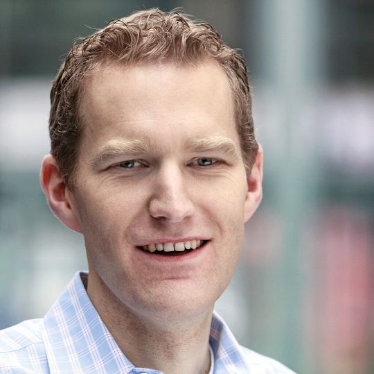 Dr. Ingo Gruber, Projektmanager im Geschäftsbereich „Messtechnik“ bei Rohde & Schwarz: Sein Job als „der Kümmerer“ ist es dafür zu sorgen, dass jeder seine Aufgaben kennt und im Sinne des Projektplans fristgerecht erfüllen kann.