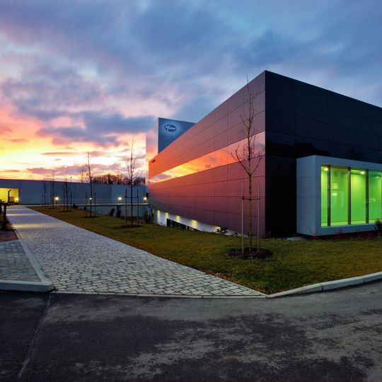 Astra Zeneca turned down the third acquisition offer by Pfizer – the deal is busted, analysts believe. Astra Zeneca turned down the third acquisition offer by Pfizer – the deal is busted, analysts believe.