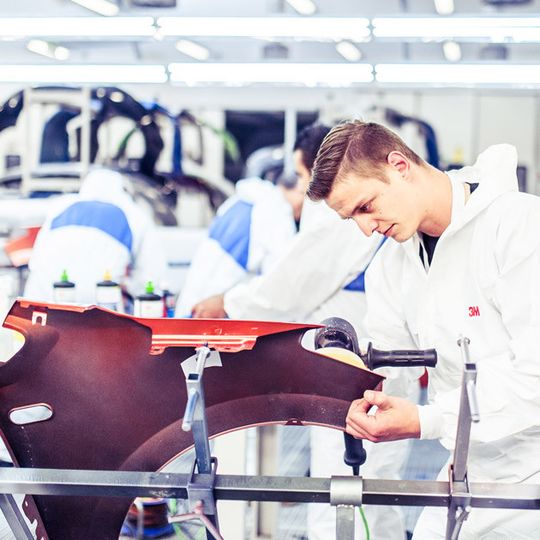 Bei der Skoda-Service-Challenge traten die besten Servicemitarbeiter gegeneinander an. Bei der Skoda-Service-Challenge traten die besten Servicemitarbeiter gegeneinander an.