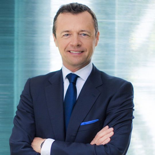 Fintan Knight wird zum 1. Juni Vertriebs- und Marketingvorstand von Rolls Royce. Fintan Knight wird zum 1. Juni Vertriebs- und Marketingvorstand von Rolls Royce.
