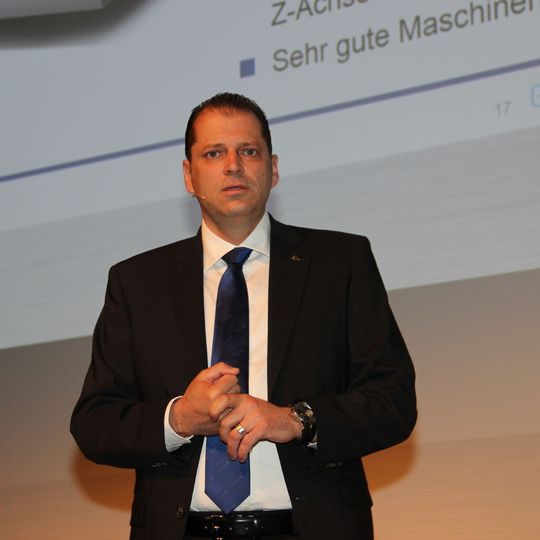 „Wir haben im vergangenen Jahr unsere Marktanteile ausgebaut”, erklärte Stephan Nell, CEO der United Grinding Group AG. „Wir haben im vergangenen Jahr unsere Marktanteile ausgebaut”, erklärte Stephan Nell, CEO der United Grinding Group AG.