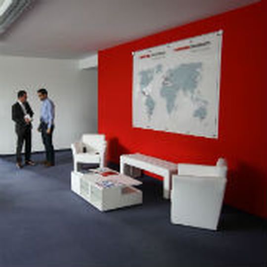 Mapfre Warranty hat in seiner Deutschlandzentrale ein neues Kundencenter eingerichtet. Mapfre Warranty hat in seiner Deutschlandzentrale ein neues Kundencenter eingerichtet.