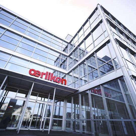 Oerlikon liegt bei der Schaffung einer neuen Oberflächentechnik-Sparte vor dem Zeitplan. Oerlikon liegt bei der Schaffung einer neuen Oberflächentechnik-Sparte vor dem Zeitplan.