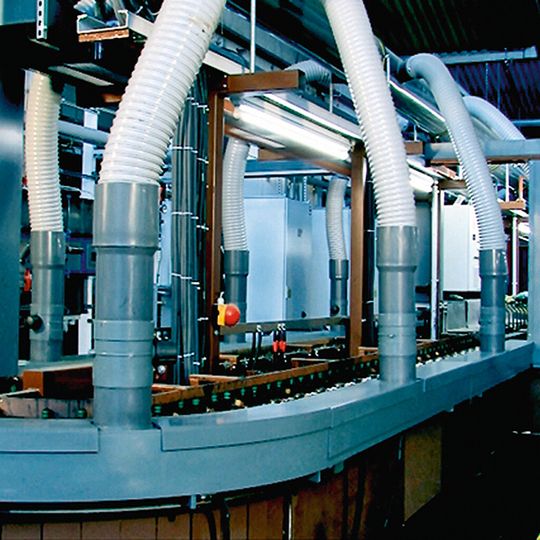 Reach stellt für die Galvanik derzeit insbesondere im Bereich Hartverchromung eine große Herausforderung dar – doch dabei wird es nicht bleiben. Reach stellt für die Galvanik derzeit insbesondere im Bereich Hartverchromung eine große Herausforderung dar – doch dabei wird es nicht bleiben.