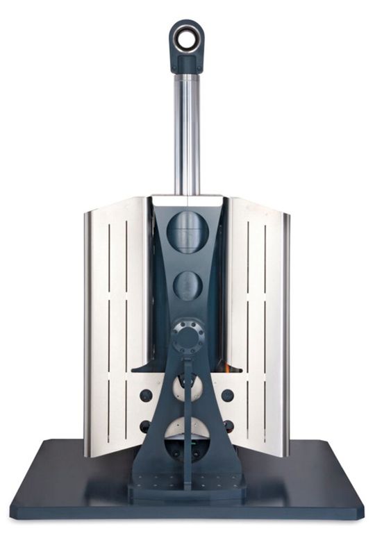 Ausgeführter elektrohydrostatischer Aktuator für die Pitch-Control einer Windturbine. Ausgeführter elektrohydrostatischer Aktuator für die Pitch-Control einer Windturbine.
