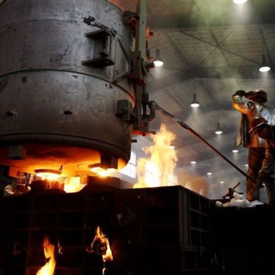 Der hochwarmfeste Werkstoff CB2 ist eine Abwandlung des P91 Stahls. Der hochwarmfeste Werkstoff CB2 ist eine Abwandlung des P91 Stahls.