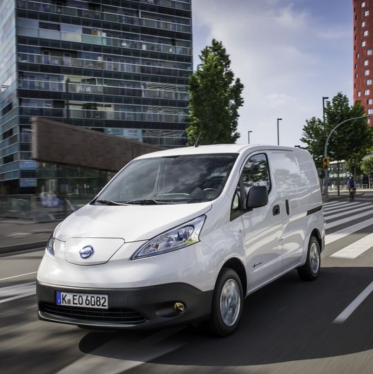 Der Nissan 3-NV200: der Kleintransporter ist kompakt, agil und praxistauglich Der Nissan 3-NV200: der Kleintransporter ist kompakt, agil und praxistauglich