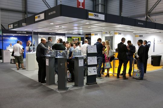 Une bonne affluence pour cette édition 2014 du salon EPHJ-EPMT-SMT. Une bonne affluence pour cette édition 2014 du salon EPHJ-EPMT-SMT.