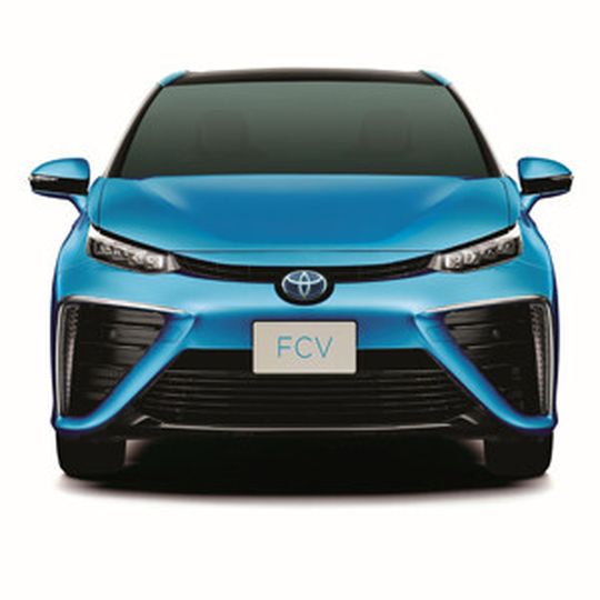 20 Jahre Entwicklungsarbeit: Toyota will im Frühjahr 2015 das Brennstoffzellen-Modell „FCV“ auf den Markt bringen. 20 Jahre Entwicklungsarbeit: Toyota will im Frühjahr 2015 das Brennstoffzellen-Modell „FCV“ auf den Markt bringen.