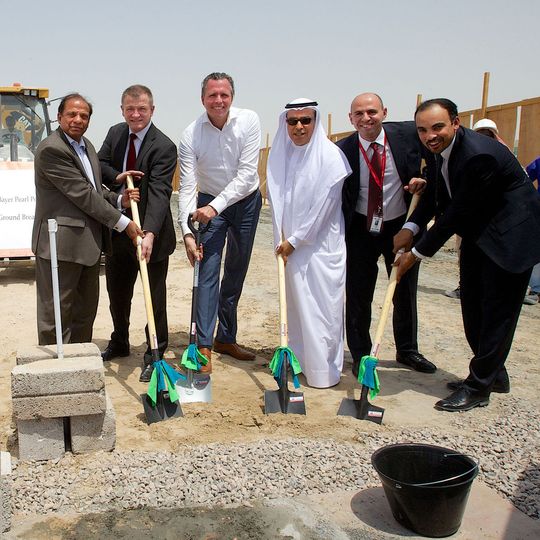 Bayer Pearl will im Wachstumsmarkt Nahost stärker präsent sein. Das Joint Venture gründet deshalb einen neuen Stammsitz im Dubai Investments Park. Bayer Pearl will im Wachstumsmarkt Nahost stärker präsent sein. Das Joint Venture gründet deshalb einen neuen Stammsitz im Dubai Investments Park.
