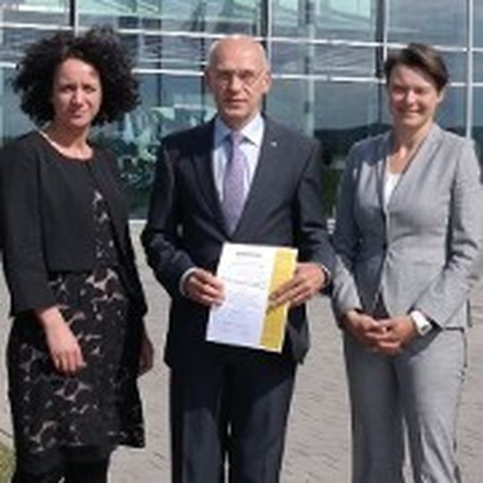 Erfolgreich rezertifiziert: Die Serviceberater-Ausbildung bei Porsche.