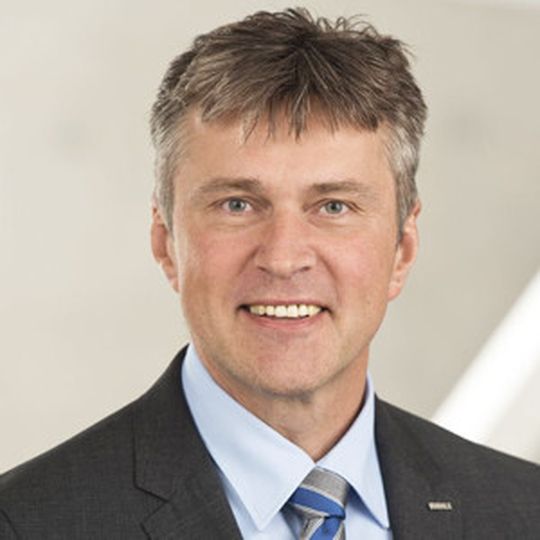 Olaf Henning (46)