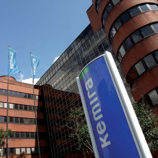 Kemira kauft voraussichtlich die Geschäftseinheit Paper Chemicals von Akzo Nobel. Kemira kauft voraussichtlich die Geschäftseinheit Paper Chemicals von Akzo Nobel.
