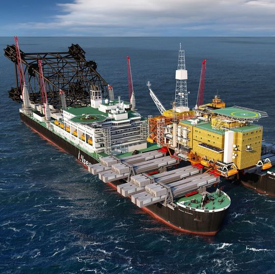 Das weltgrößte Arbeitsschiff „Pieter Schelte“ wird Ende 2014 zu seiner endgültigen Fertigstellung in Rotterdam erwartet. Das weltgrößte Arbeitsschiff „Pieter Schelte“ wird Ende 2014 zu seiner endgültigen Fertigstellung in Rotterdam erwartet.