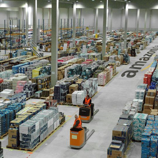 Amazon Prime-Kunden in Deutschland erhalten neuen 2-Tage-Express Service aus den europäischen Logistikzentren kostenlos. Amazon Prime-Kunden in Deutschland erhalten neuen 2-Tage-Express Service aus den europäischen Logistikzentren kostenlos.