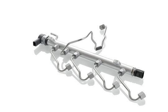 Common Rail System mit Dieseleinspritzleitungen von Poppe + Potthoff.