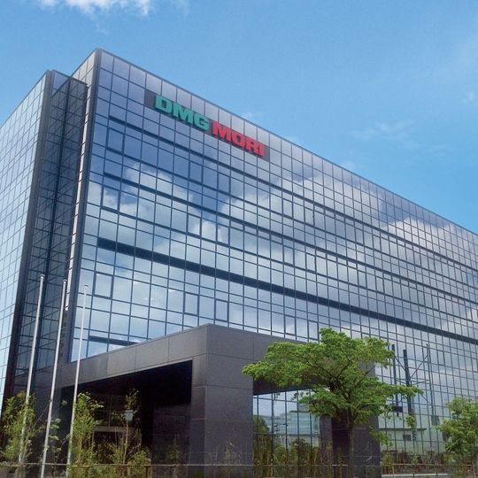 Das neue globale Headquarter der DMG Mori Seiki Co. Ltd. wurde jetzt in Tokio eröffnet. Das neue globale Headquarter der DMG Mori Seiki Co. Ltd. wurde jetzt in Tokio eröffnet.