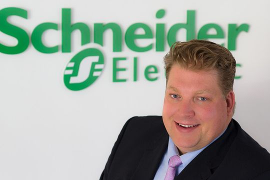 Ulf Thiele gehört nun zum deutschen Management-Team von Schneider Electric. Ulf Thiele gehört nun zum deutschen Management-Team von Schneider Electric.