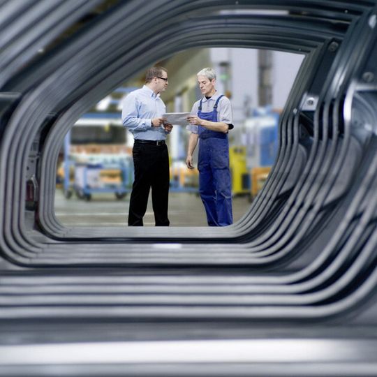 Das Jahr 2013 war für Läpple Automotive nicht einfach, der Automobilzulieferer erwartet 2014 aber bereits ein besseres Ergebnis. Das Jahr 2013 war für Läpple Automotive nicht einfach, der Automobilzulieferer erwartet 2014 aber bereits ein besseres Ergebnis.