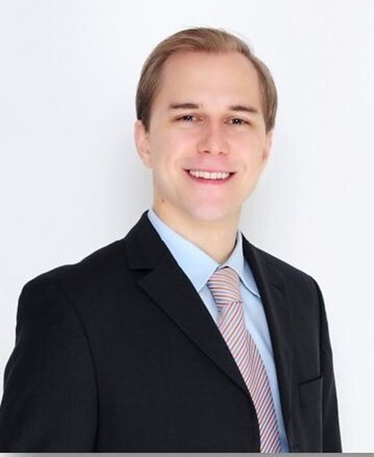 „Die Strafen bei Nichteinhaltung der strengen Richtlinien der China Food and Drug Administration (CFDA) wurden jüngst drastisch erhöht“, Julian Busch, Geschäftsführer der MPR GmbH – China Certification. „Die Strafen bei Nichteinhaltung der strengen Richtlinien der China Food and Drug Administration (CFDA) wurden jüngst drastisch erhöht“, Julian Busch, Geschäftsführer der MPR GmbH – China Certification.