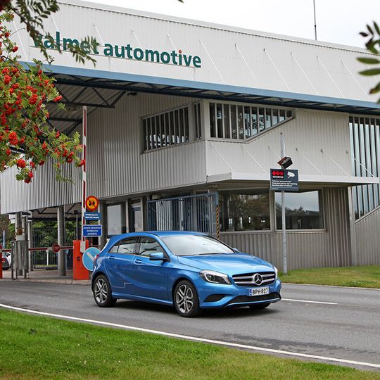 Der finnische Zulieferer Valmet Automotive hat den ersten Schritt des Sanierungsplans für das Werk in Osnabrück umgesetzt. Der finnische Zulieferer Valmet Automotive hat den ersten Schritt des Sanierungsplans für das Werk in Osnabrück umgesetzt.