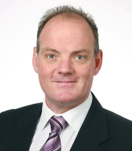 Olivier Beutler est responsable du marketing et de la vente pour les sociétés Dynatec SA et Antoniazza Mécanique SA, toutes deux membres du FO Group. Olivier Beutler est responsable du marketing et de la vente pour les sociétés Dynatec SA et Antoniazza Mécanique SA, toutes deux membres du FO Group.