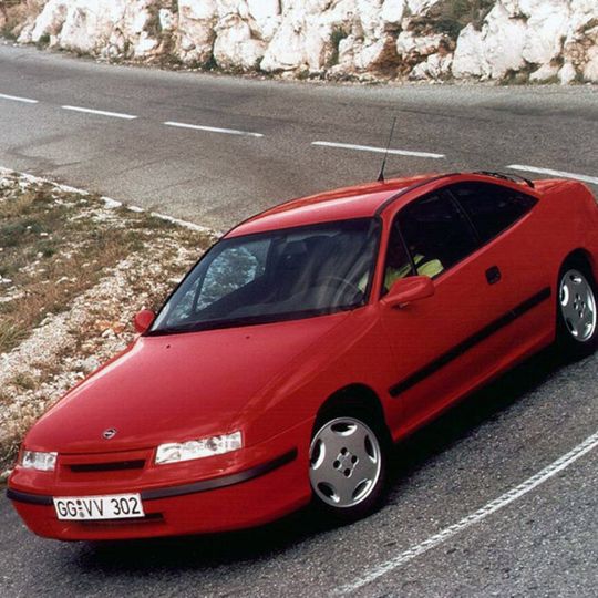 Der Opel Calibra debütierte 1989. Der Opel Calibra debütierte 1989.