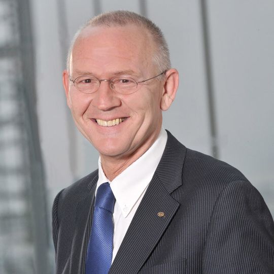 Martin van Vugt. Martin van Vugt.