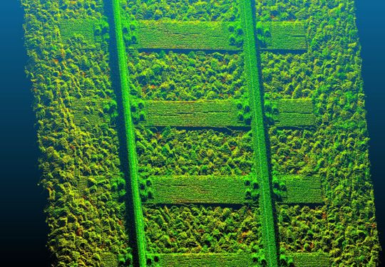 3D-Bild von Schienen, aufgenommen mit dem vom Fraunhofer IPM entwickelten Rail Track Scanner RTS 3D-Bild von Schienen, aufgenommen mit dem vom Fraunhofer IPM entwickelten Rail Track Scanner RTS