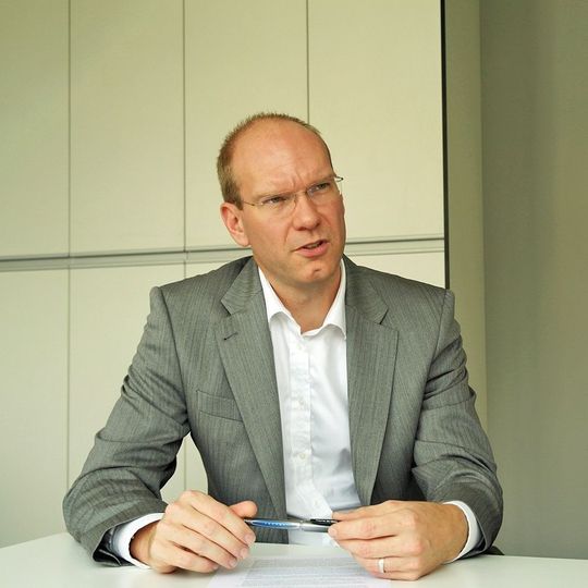 Sascha Schmel, VDMA: „Intralogistik ist ausgereifte Hochtechnologie. Sie zeichnet sich duch eine wesentliche Stärke aus: nämlich Flexibilität.“ Sascha Schmel, VDMA: „Intralogistik ist ausgereifte Hochtechnologie. Sie zeichnet sich duch eine wesentliche Stärke aus: nämlich Flexibilität.“